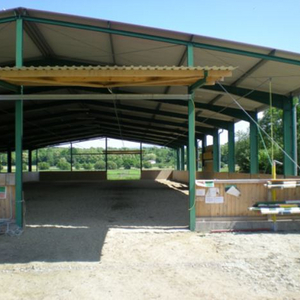Überdachter Aussenplatz