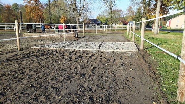 Breite Laufwege und verschiedene Untergründe Breite Laufwege und verschiedene Untergründe